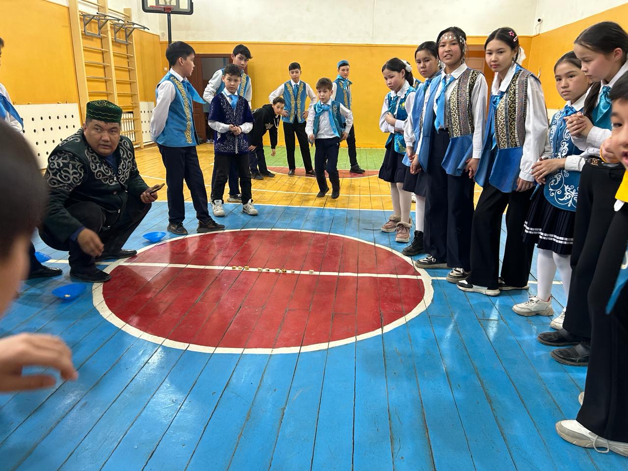 "Ұлттық мектеп лигасы"